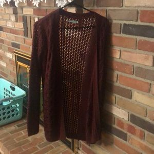 Maroon medium (Runs small) perfect condition!